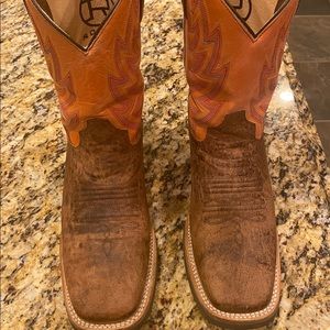 Square toe Roper cowboy boots.
